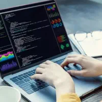 آموزش برنامه‌نویسی و طراحی وب