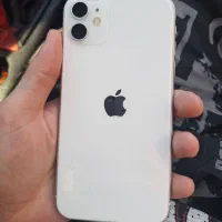 اپل iPhone 11 با حافظهٔ ۱۲۸ گیگابایت