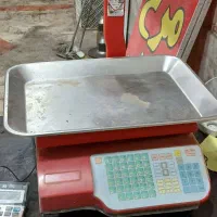 دو عدد یخچال تازهوارد یک ترازوی محک باتری سالم|یخچال و فریزر|بجنورد, |دیوار