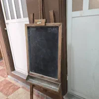 تخته سیاه پایه دار