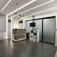منشی و دستیار مطب دندانپزشکی لویزان/شیان