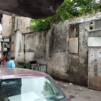 زمین تجاری پشت میدان شهرداری داخل بازار