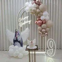 بادکنک آرایی و گل آرایی