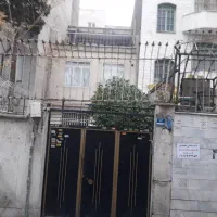 خانه‌شمالی‌در‌دونیم‌طبقه