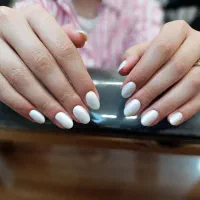 کاشت و ترمیم ناخن دست و پا، لمینیت ، ژلیش|خدمات زیبایی و سلامت|تهران, گمرک|دیوار