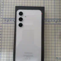 گوشی نو سامسونگ s24fe