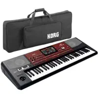 Korg Pa700 در حد نو و فوق‌العاده تمیز