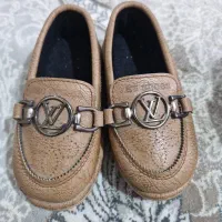 کفش بچگانه|کفش و لباس بچه|شیراز, گویم|دیوار