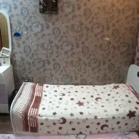 تخت ، دراور و پرده اتاق کودک دخترانه|اسباب و اثاث بچه|مشهد, فرهنگ|دیوار
