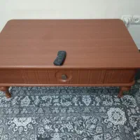 میز جلو مبلی در حد نو نو یه ماه استفاده شده|مبلمان خانگی و میز عسلی|ری, حمزه‌آباد|دیوار