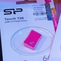 فلش 64 گیگ سیلیکون پاور