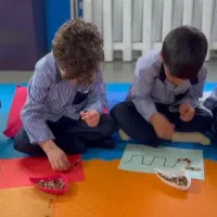 مربی مهد کودک پیش