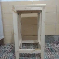 باسلام یک عدد صندلی چوبی|صندلی و نیمکت|اسلام‌شهر, شهرک مهدیه|دیوار