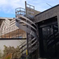 پله پله گرد پله محور وسط پله معلق