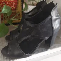 کفش زنانه مجلسی تروتمیز سایز ۳۸ و ۳۹