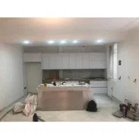 نقاش نقاشی رنگ ساختمان و خرده‌کاری با کیفیت