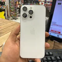 یک دستگاه آیفون ۱۶ پرومکس در حد اک