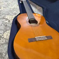 گیتار یاماها C40