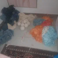 مقداری نخ قالی|ابزارآلات|کاشمر, |دیوار