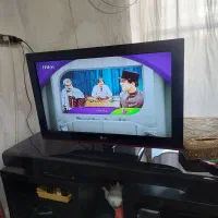 تلوزیون 32 اینج الجی|تلویزیون و پروژکتور|دهگلان, |دیوار