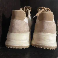 کتونی|کیف، کفش، کمربند|گنبد کاووس, |دیوار