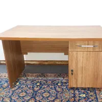 میز تحریر و کامپیوتر ام دی اف