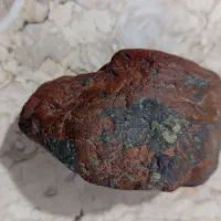 قطعه سنگی بسیار خوشگل|کلکسیون اشیاء عتیقه|کرمان, |دیوار