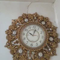 ساعت دیواری