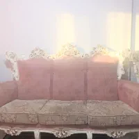 مبل سلطنتی چوب گردو همراه با عسلی ها