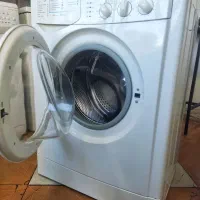 لباسشویی ایندزیت ۶ کیلویی درحد|ماشین لباسشویی و خشک‌کن لباس|اسلام‌شهر, شهرک قائمیه|دیوار