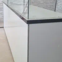 میز ویترینی برای انواع مشاغل