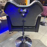 دو عدد صندلی اصلاح در حد نو|آرایشگاه و سالنهای زیبایی|پردیس, فاز ۱|دیوار