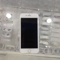گوشی آیفون ۸ کارکرده