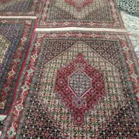 قالی یا جا نمازی دست بافت