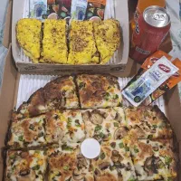 به یک نیرو در فست فود نیازمندیم