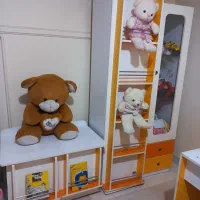 تخت و کمد وپاتختی ومیز تحریرکودک