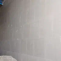 خدمات نصب کاشی چسبی دوغابی بابیش از۱۰سال سابقه کار|خدمات پیشه و مهارت|اصفهان, خوراسگان|دیوار