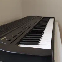 پیانو الکترونیکی کاسیو اصل|پیانو، کیبورد، آکاردئون|شیراز, گویم|دیوار