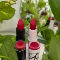 محصولات آرایشی دستساز و طبیعی