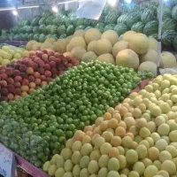 کارگر ساده میوه فروشی