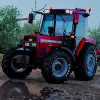 تراکتور برای کار کشاورزی