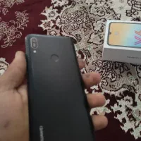 گوشی هوایy6