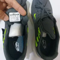 کفش ورزشی ویتنام|کیف، کفش، کمربند|بندر کنگان, |دیوار