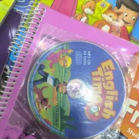 تعدادی کتاب و سی در انگلیسی