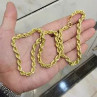 طلافروشی (صالح) هدایت نیا