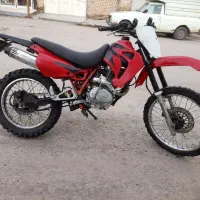 موتور ۲۰۰ تریل پیشرو