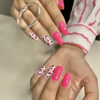 کاشت ناخن ترمیم ناخن ژلیش دست و پا منیریه تخفیف50٪|خدمات آرایشگری و زیبایی|تهران, منیریه|دیوار