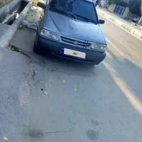 یه پراید و وانت