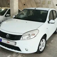 ساندرو اتومات مدل ۹۶ بسیار تمیز|خودرو سواری و وانت|تهران, درب دوم|دیوار