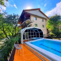 اجاره عمارت استخردار ویو روبه جنگل 050|اجارهٔ کوتاهمدت ویلا و باغ|شفت, |دیوار